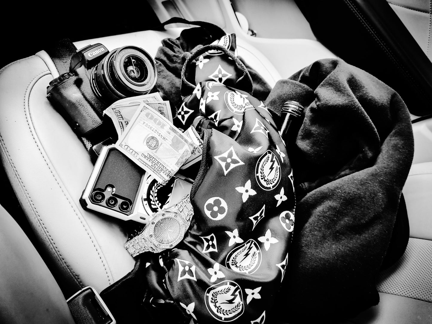 WREATH BRAND® COLAB SLING BAG.
